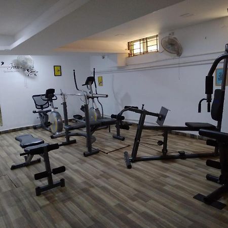Isthara Hostel Bangalore Bagian luar foto
